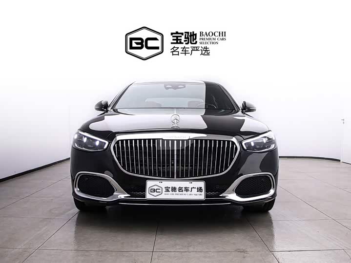 Фото 2 - Mercedes-Benz Maybach S-Class