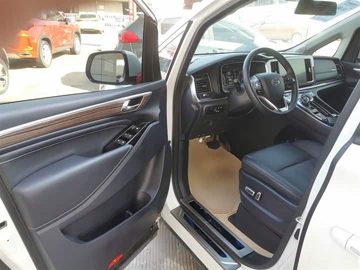 Фото 16 - GAC Trumpchi M8