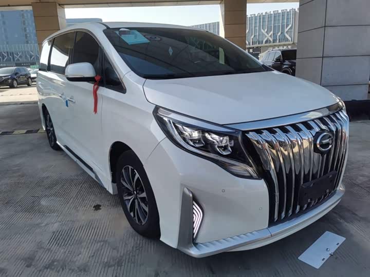 Фото 4 - GAC Trumpchi M8