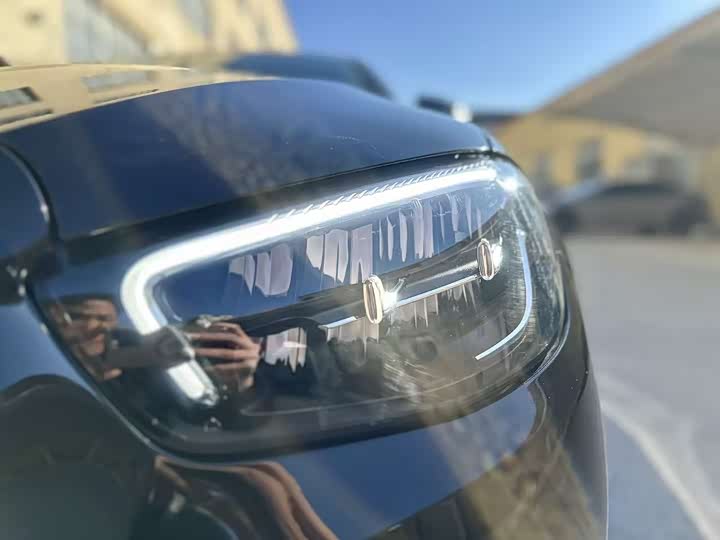 Фото 4 - Mercedes-Benz E-Class