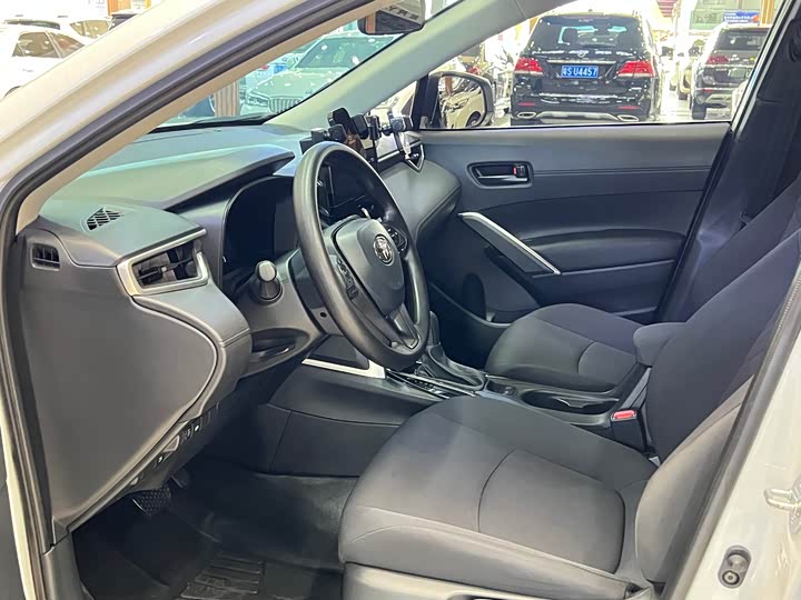 Фото 4 - Toyota Corolla Cross