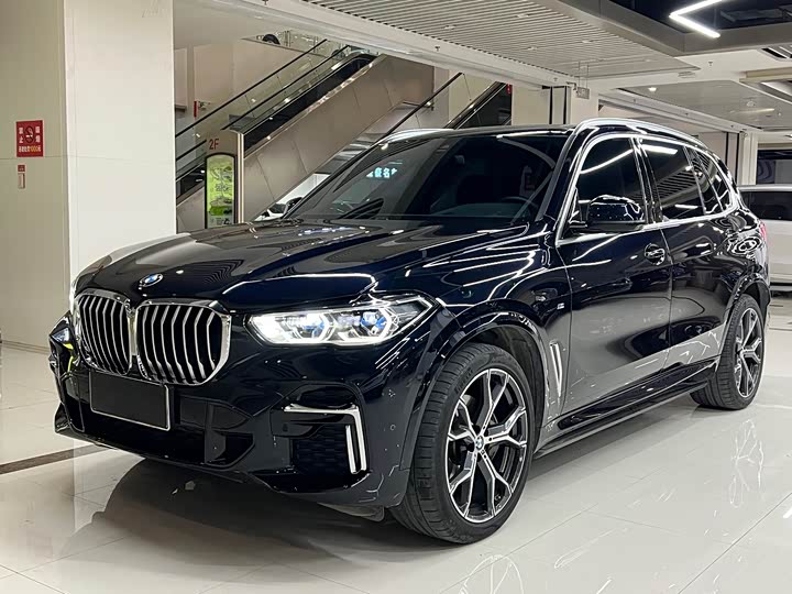 Фото 1 - BMW X5