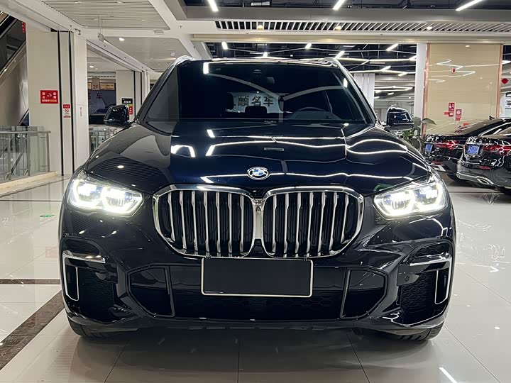 Фото 2 - BMW X5
