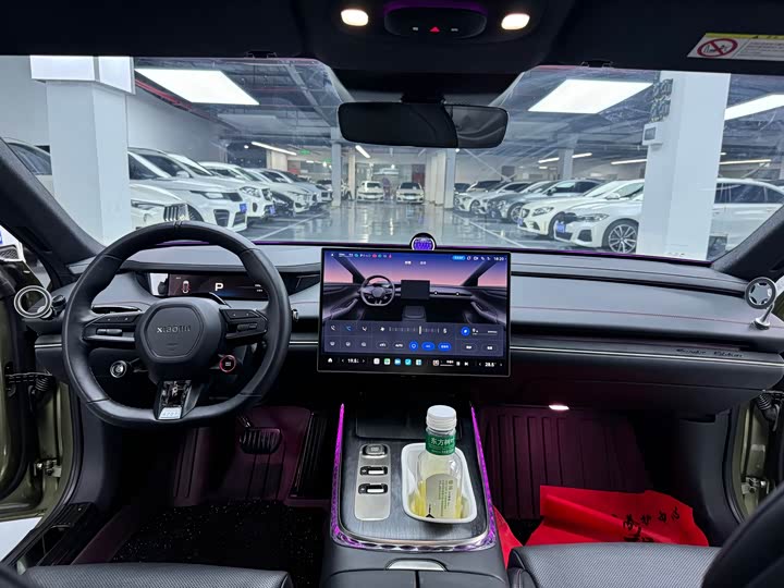 Фото 13 - Xiaomi SU7