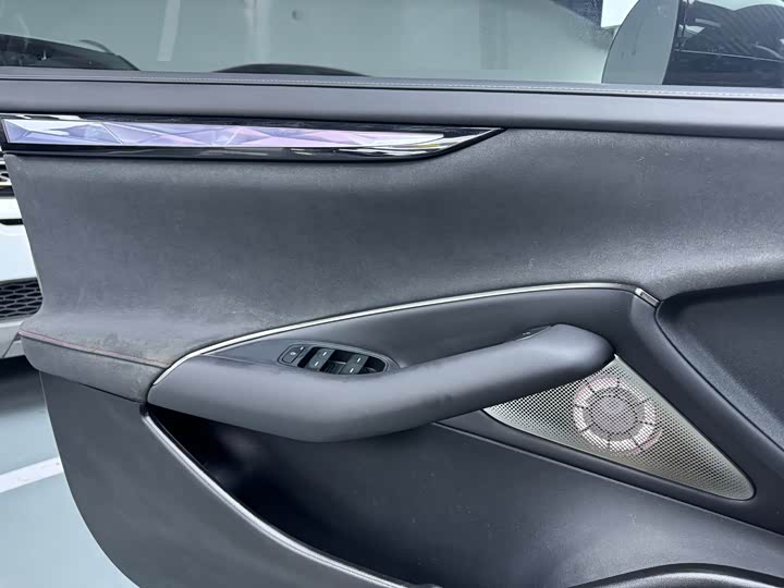 Фото 5 - Xiaomi SU7