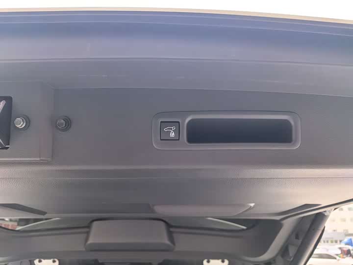 Фото 27 - Toyota Granvia