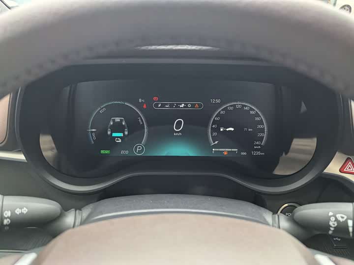 Фото 8 - Toyota Granvia