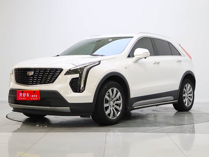 Фото 1 - Cadillac XT4