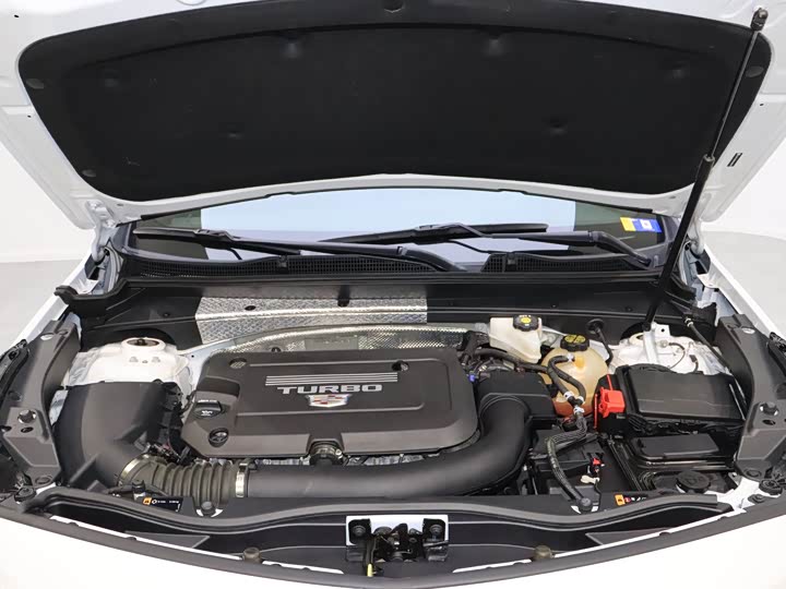 Фото 7 - Cadillac XT4