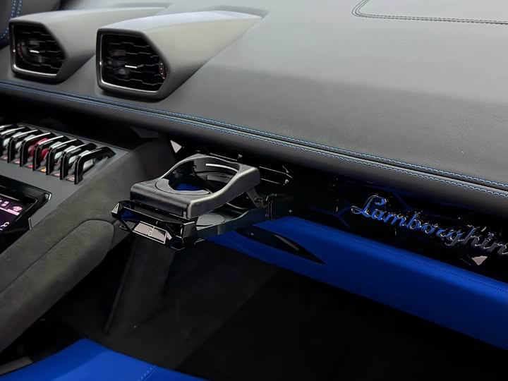 Фото 17 - Lamborghini Huracán