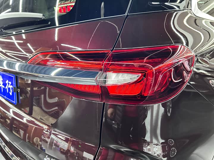 Фото 8 - Buick Enclave