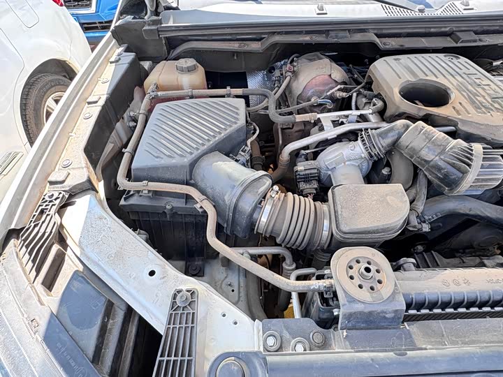 Фото 15 - Maxus T70