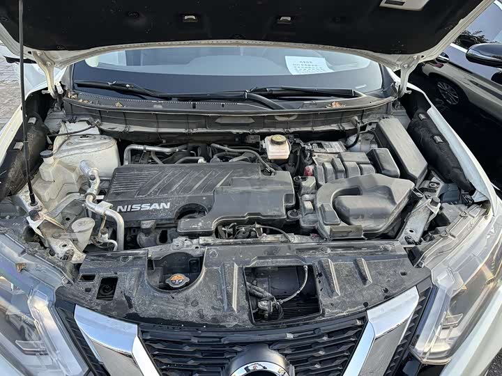 Фото 12 - Nissan X-Trail