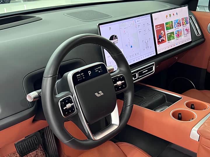 Фото 15 - LiXiang L6