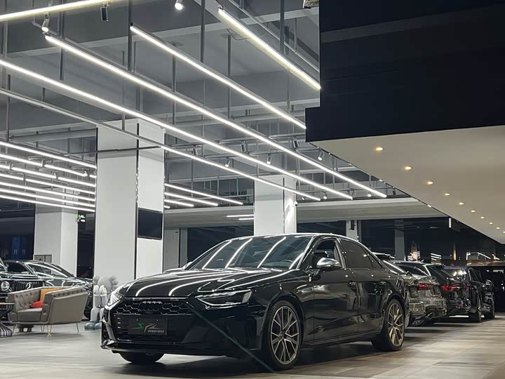 Фото 3 - Audi S4