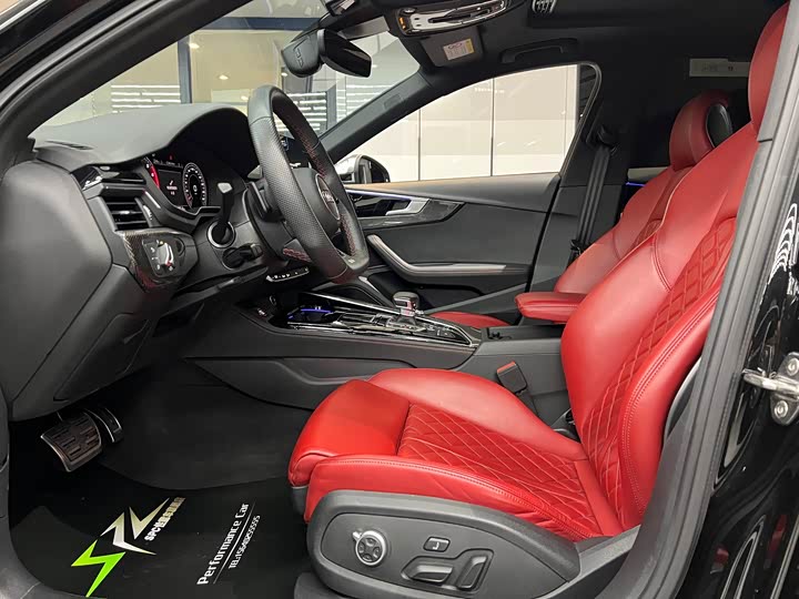 Фото 7 - Audi S4