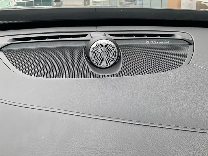 Фото 13 - Volvo XC90