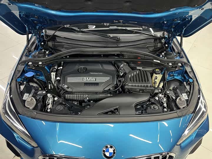 Фото 11 - BMW 2 Series