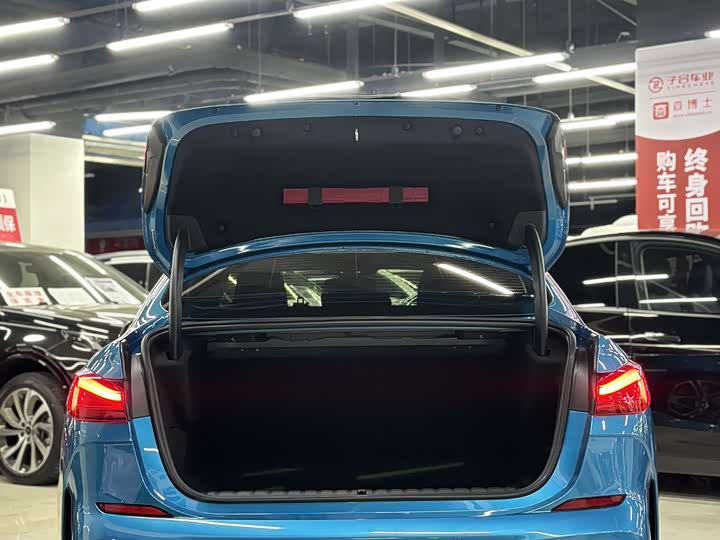 Фото 14 - BMW 2 Series