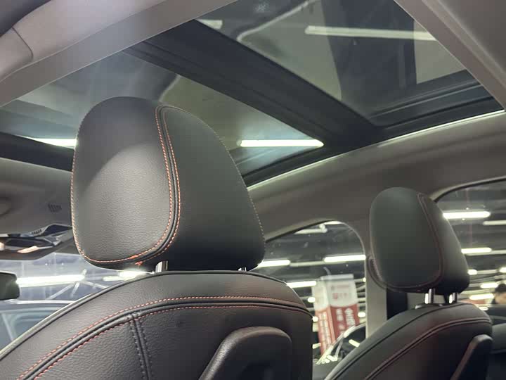 Фото 18 - BMW 2 Series