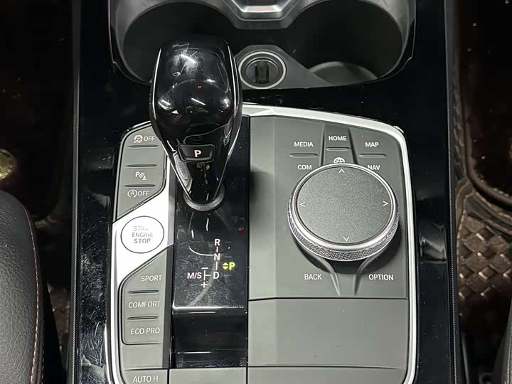 Фото 23 - BMW 2 Series