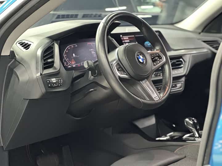 Фото 27 - BMW 2 Series