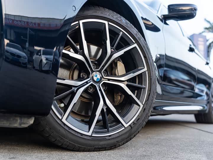 Фото 7 - BMW 5 Series