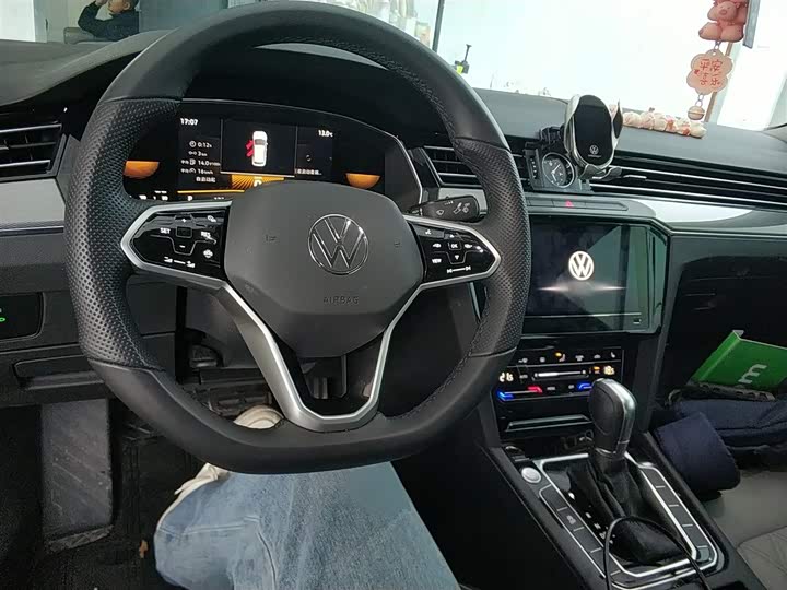 Фото 10 - Volkswagen Magotan