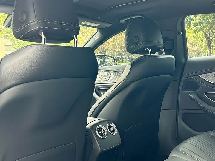 Фото 10 - Mercedes-Benz CLS-Class