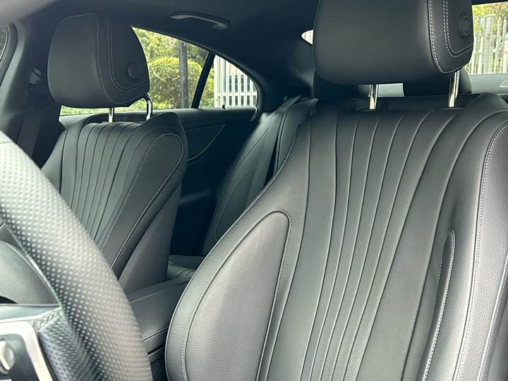 Фото 8 - Mercedes-Benz CLS-Class