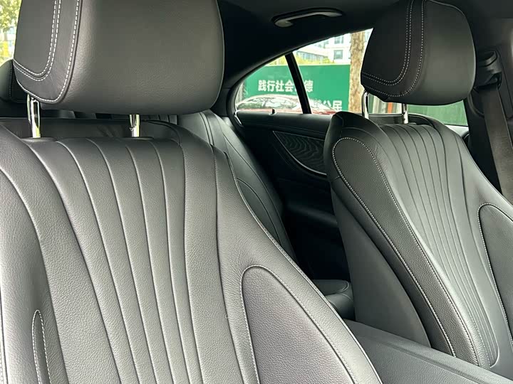 Фото 9 - Mercedes-Benz CLS-Class