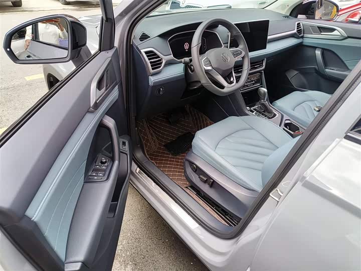 Фото 16 - Volkswagen Tharu