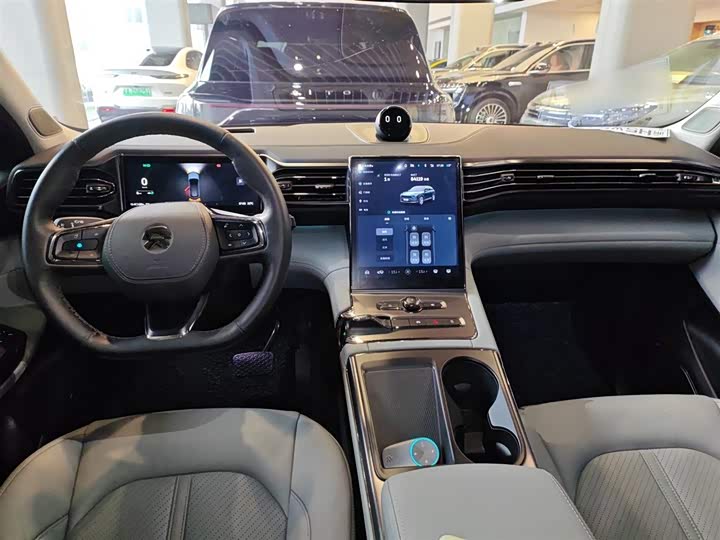 Фото 10 - Nio ES6