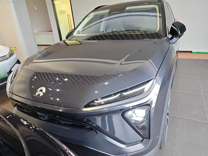 Фото 3 - Nio ES6