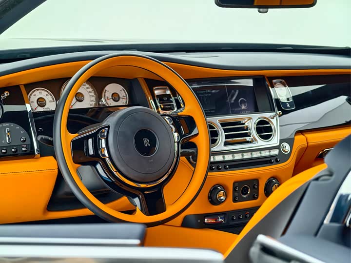 Фото 10 - Rolls-Royce Wraith