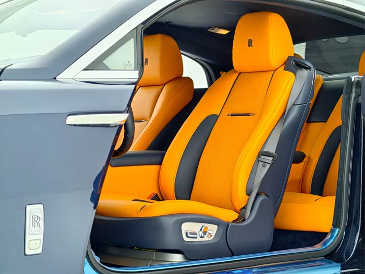 Фото 11 - Rolls-Royce Wraith