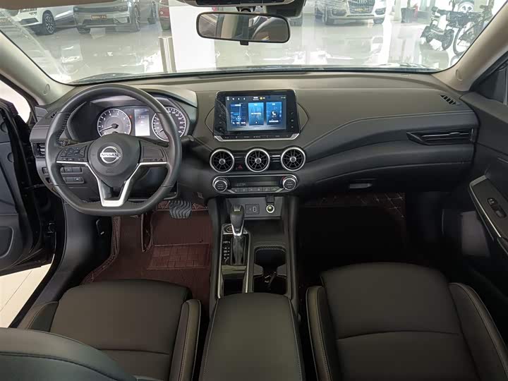 Фото 10 - Nissan Sylphy