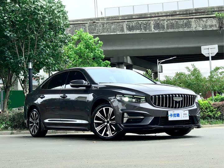 Фото 7 - Geely Preface