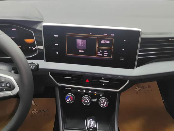 Фото 13 - Volkswagen Sagitar L