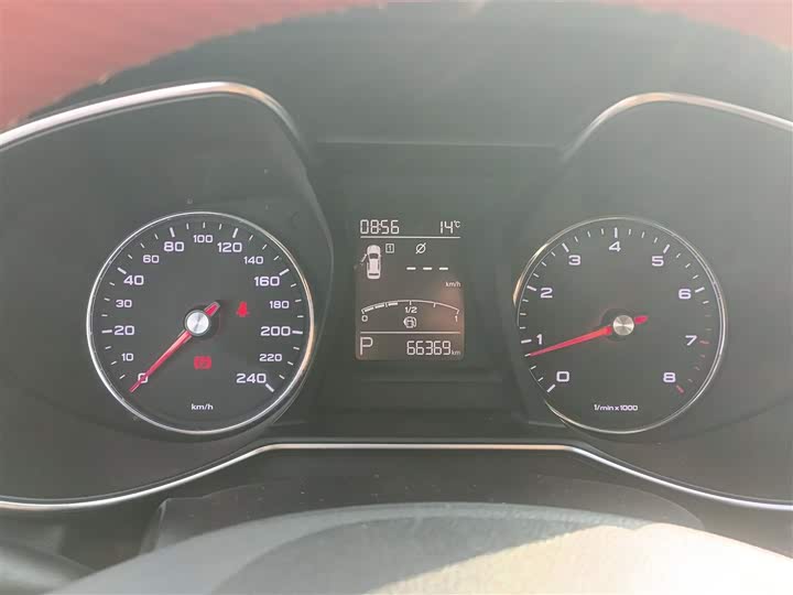 Фото 12 - MG Motor 6