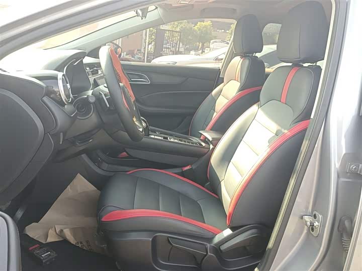 Фото 15 - MG Motor 6