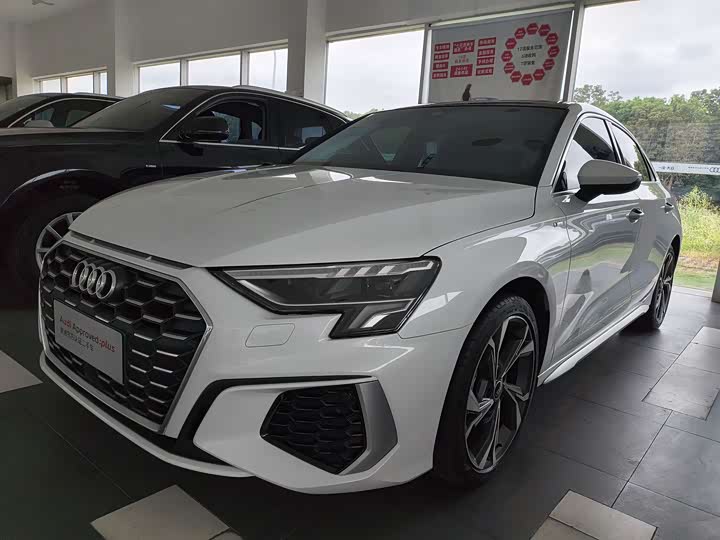 Фото 1 - Audi A3