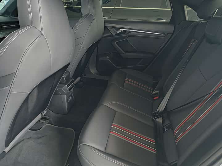 Фото 10 - Audi A3