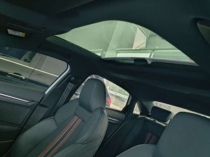 Фото 9 - Audi A3