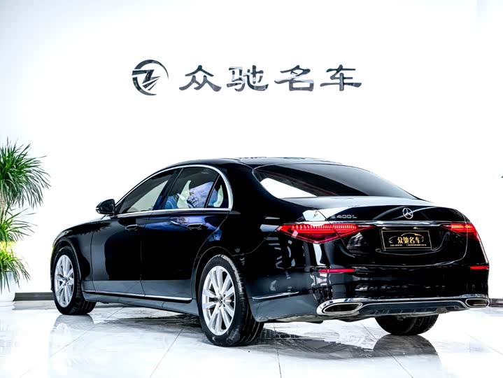 Фото 10 - Mercedes-Benz S-Class