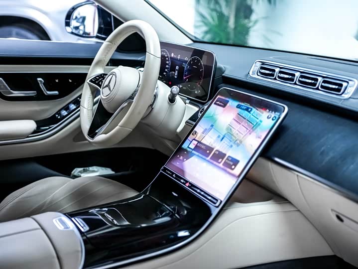 Фото 5 - Mercedes-Benz S-Class