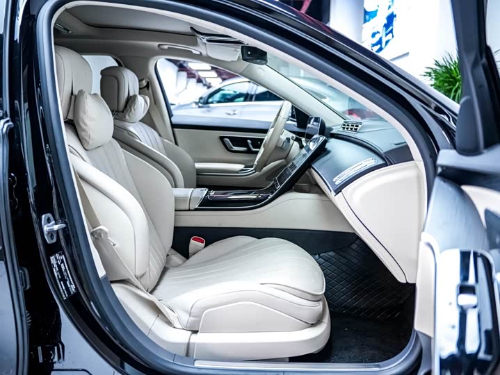 Фото 9 - Mercedes-Benz S-Class