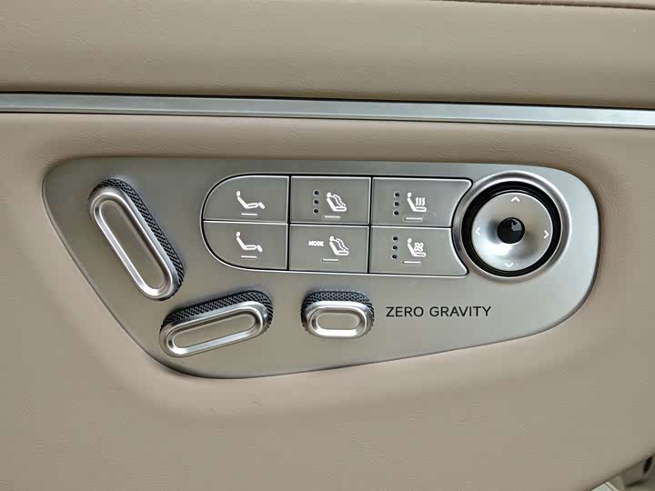 Фото 19 - XPeng X9