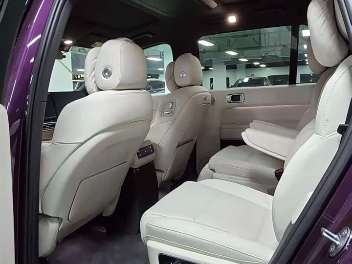 Фото 8 - LiXiang L9