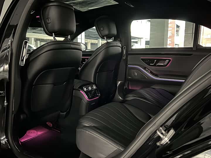 Фото 5 - Mercedes-Benz S-Class